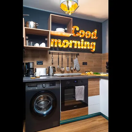 Апартаменти Golden Hour - One Bedroom - Next To Cismigiu Park And Victoria Avenue
